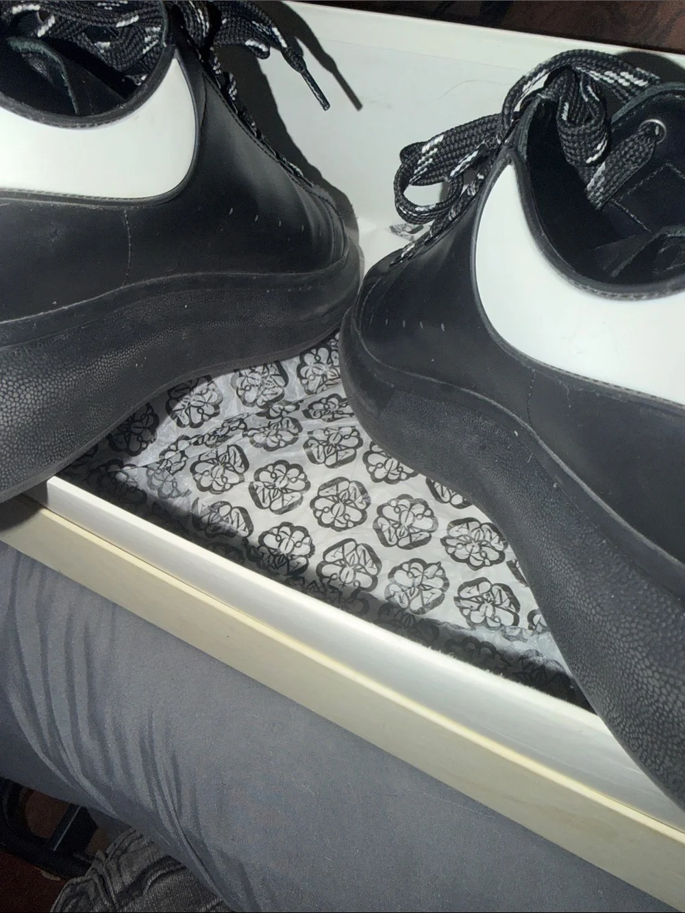 Alexander McQueen alexander mcqueen